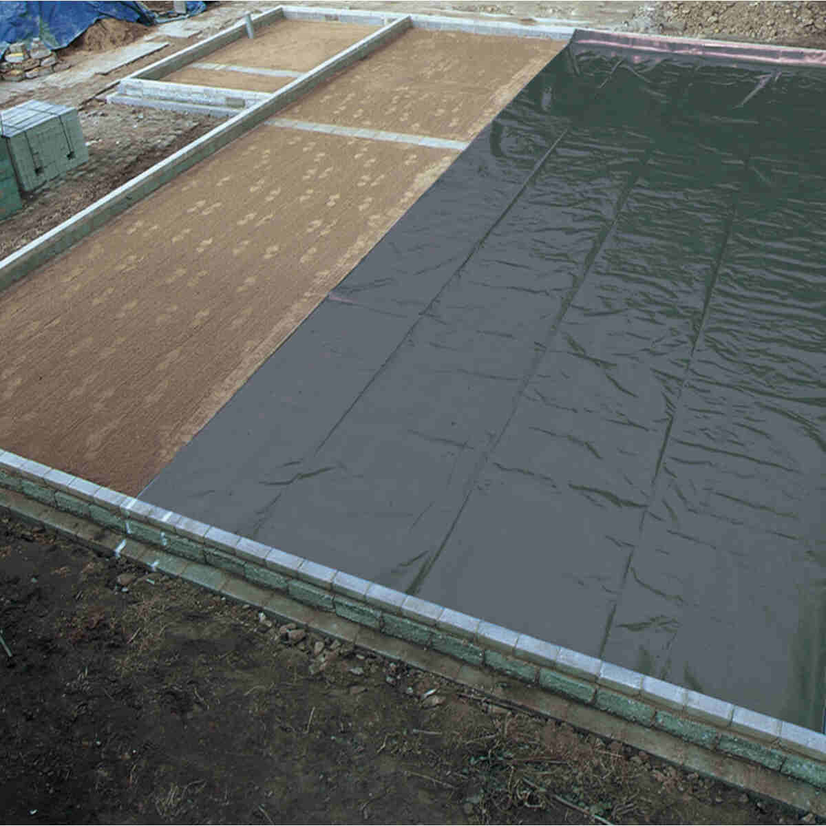 Visqueen Black Eco Membrane 4m x 25m - 250MU - 1000 Gauge - Lapwing UK - Temporary Covers & Storage - Lapwing UK